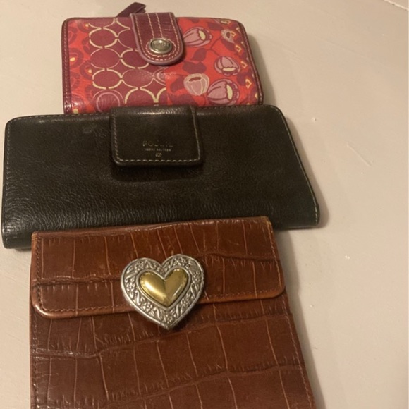 Fossil wallet bundle/ Brighton wallet sold - Picture 1 of 8